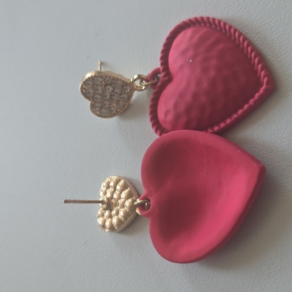 Earrings - Picture 4 of 4